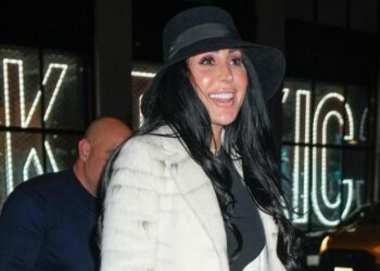 Durana Elmi Sighting Fuels Speculation About “Shark Tank” Hosting Role