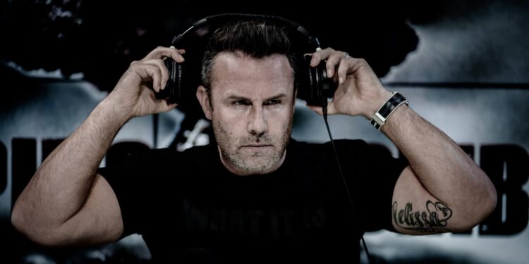 Brad Lea’s Meteoric Rise in Las Vegas: From High School Dropout to Podcasting Powerhouse