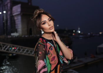 Pia Mehta Takes Mumbai: Front Row Diary at Lakme Fashion Week – WWD