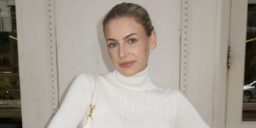 Caroline Maggs Is New York’s New Fashion-Forward Creator, and She Is Doing Her MBA Between Outfit Changes