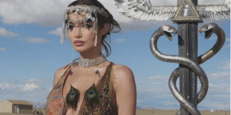 Bianca Richards Finds Freedom, Connection, and Self-Discovery at Burning Man